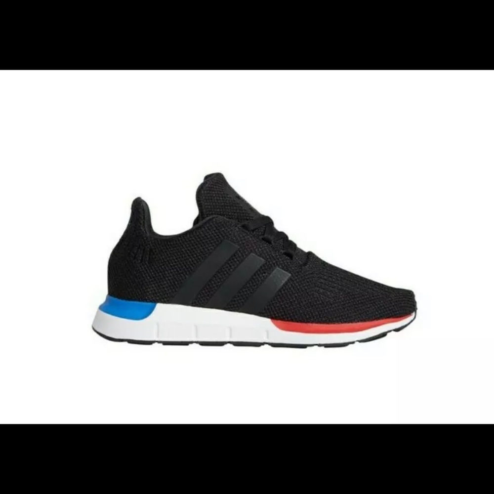 Adidas Swift Run Youth 6 or Women’s 7.5